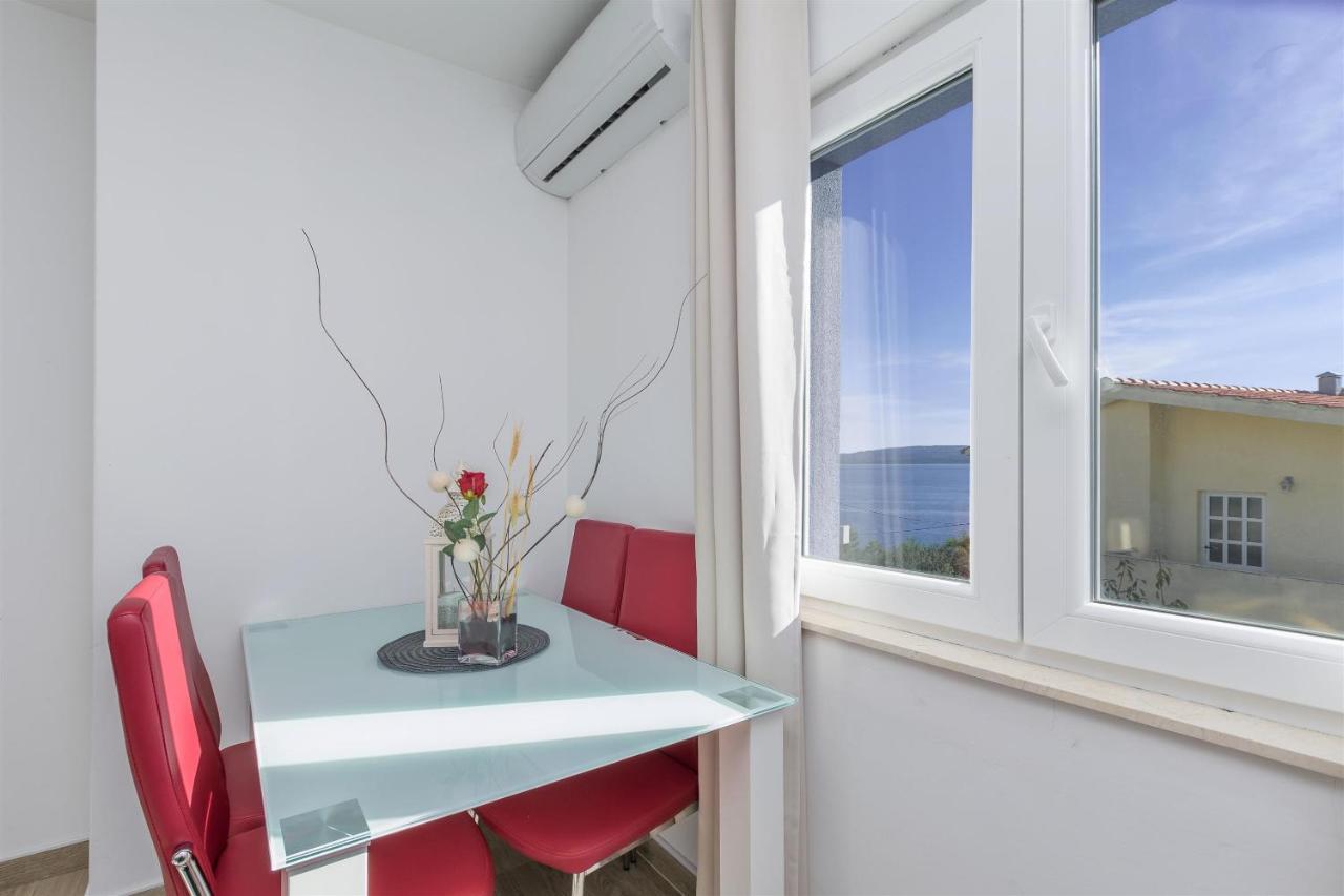 Apartments Lorenzo Lokva Rogoznica Ngoại thất bức ảnh